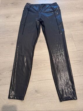 NWOT PINK Victoria's Secret Shiny Black Leggings